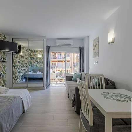 Beautiful In Minerva With Pool Open Year Lejlighed *