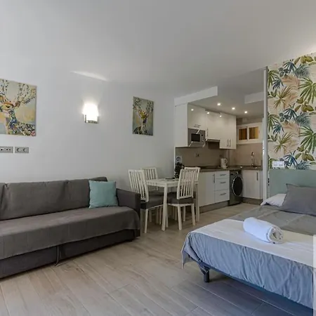 Lejlighed Beautiful In Minerva With Pool Open Year